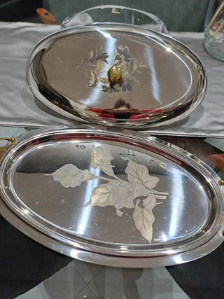 Vassoio da portata ovale con coperchio. 
