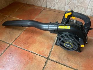 sopladora de gasolina titan