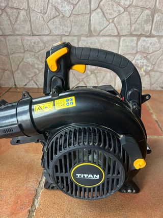 sopladora de gasolina titan
