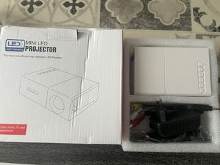 Mini proyector inteligente