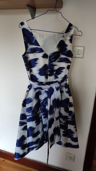 Vestido fiesta azul y blanco 