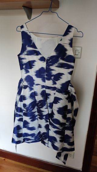 Vestido fiesta azul y blanco 