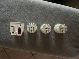 Adattatori da viaggio 