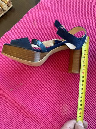 Zapatos de mujer sin estrenar