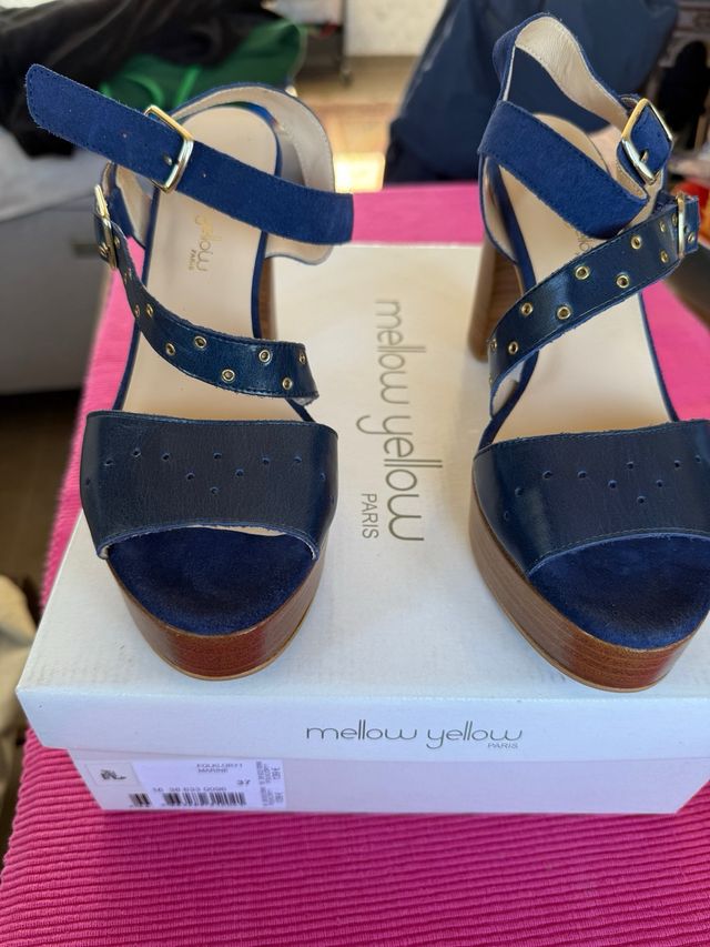 Zapatos de mujer sin estrenar