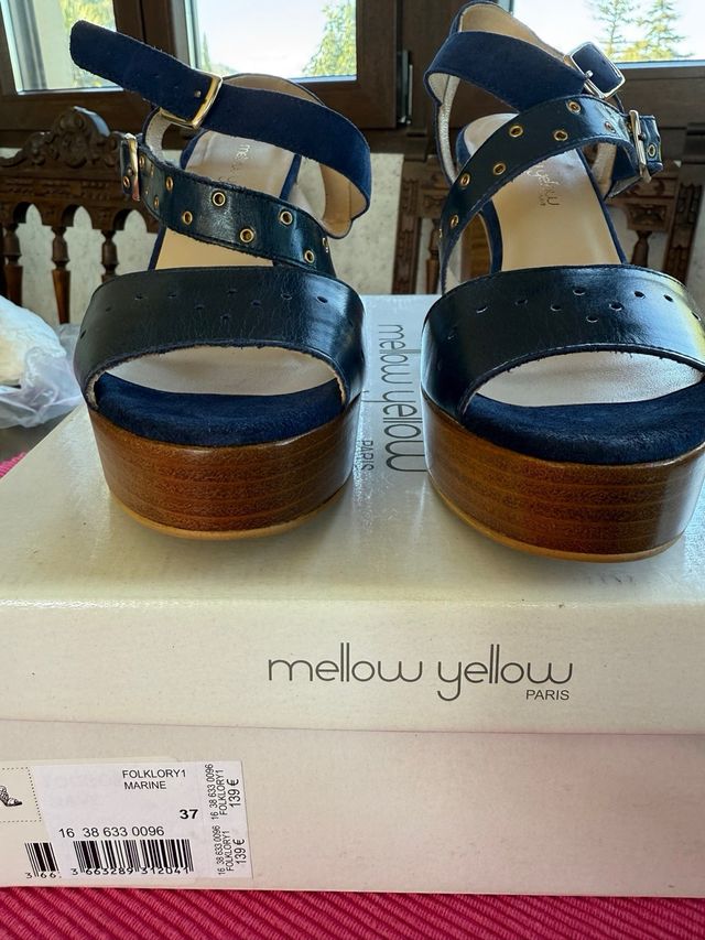 Zapatos de mujer sin estrenar