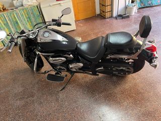 Yamaha v star 950