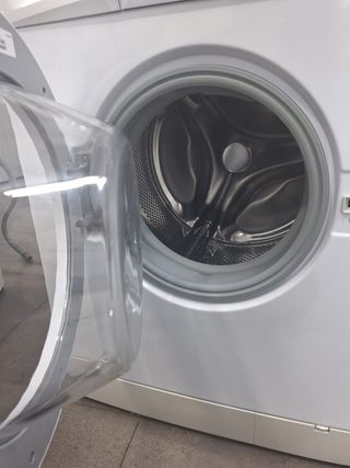 LAVADORA AEG 8KG A CARGA FRONTAL