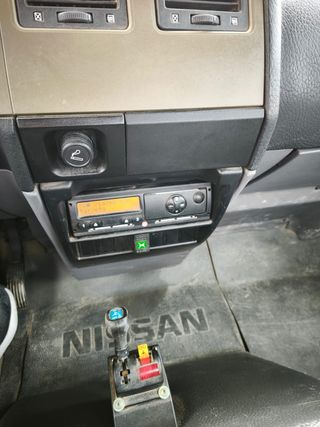 Nissan Atleon 2006..