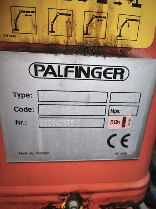 Nissan Atleon 2006..