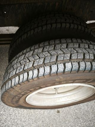 Nissan Atleon 2006..