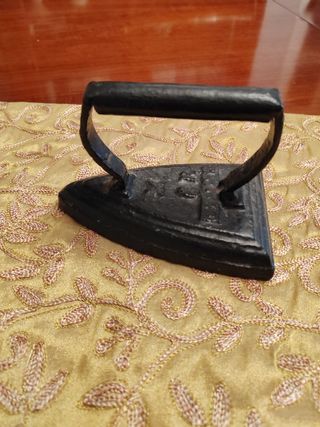 Antigüedades plancha