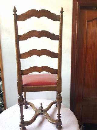 6 sillas por 100 euros (madera maziza)