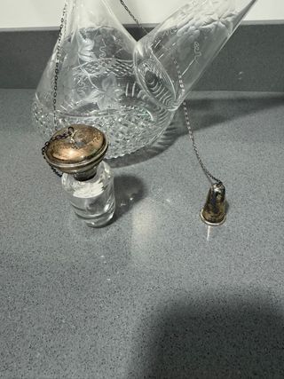 Porrón de cristal tallado
