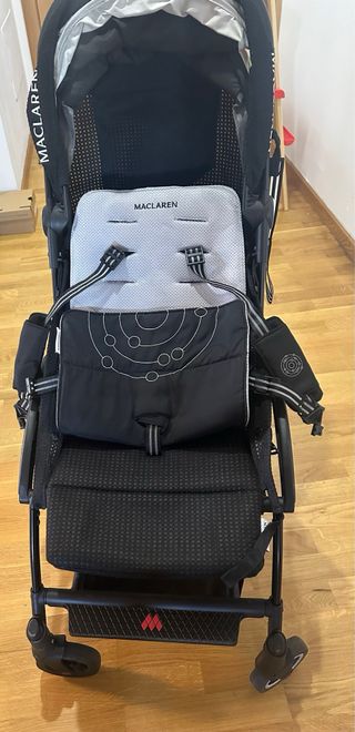 Silla de paseo Maclaren Atom Black