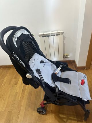 Silla de paseo Maclaren Atom Black