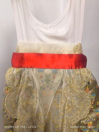 Traje de fallera bebé