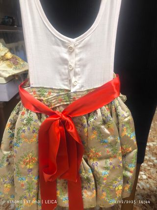 Traje de fallera bebé