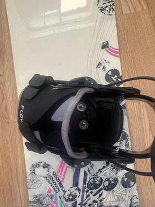 Tabla snow mujer, fijaciones flow 