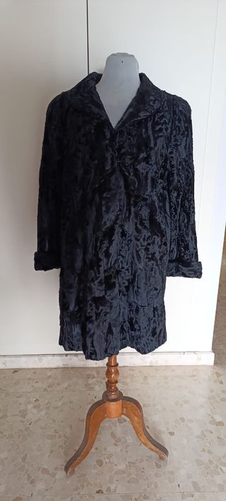 Chaquetón negro tres cuartos stracán