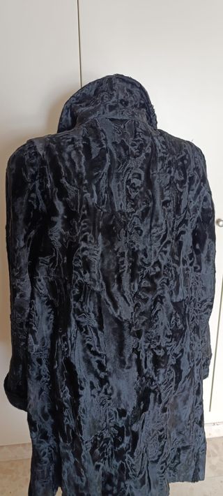 Chaquetón negro tres cuartos stracán