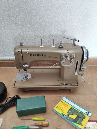 MAQUINA DE COSER REFREY 427 MARRON