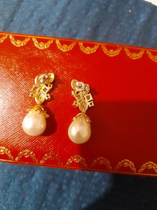 Pendientes antiguos