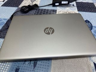 Portátil HP 15s fq0028na