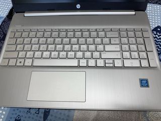 Portátil HP 15s fq0028na