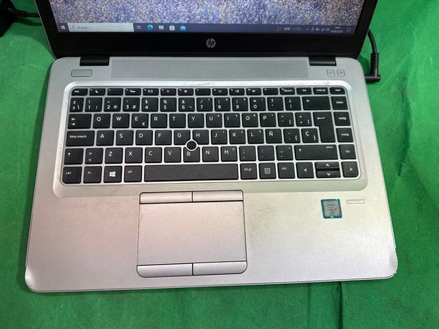 HP EliteBook 840 G3 i5-6300U 250SSD+320HD 8GB RAM