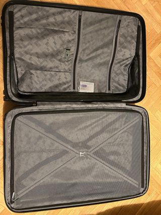 Maleta Roncato NUEVA. medidas 75x45