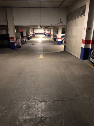 Plaza de Garaje cerrada. Calahorra SOLO VENTA.