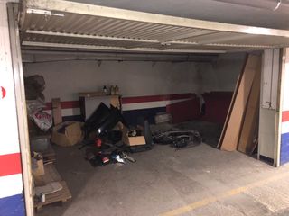 Plaza de Garaje cerrada. Calahorra SOLO VENTA.