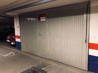 Plaza de Garaje cerrada. Calahorra SOLO VENTA.