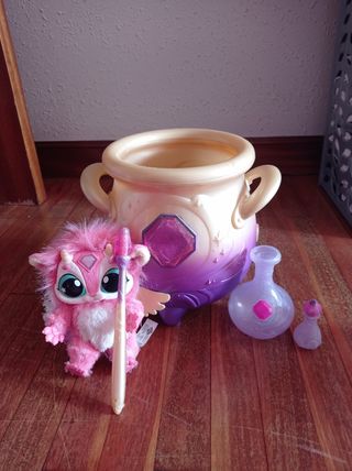 Caldero mágico furbies