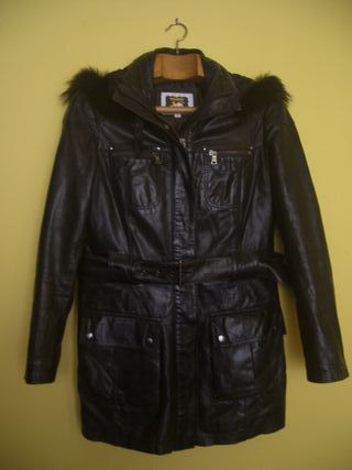 Chaqueta de cuero negra talla 42