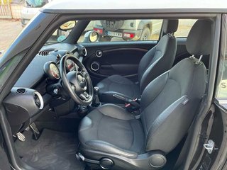 MINI Cooper KIT JOHN  COOPER