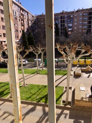 Garaje taller merendero. Calahorra, SOLO VENTA.