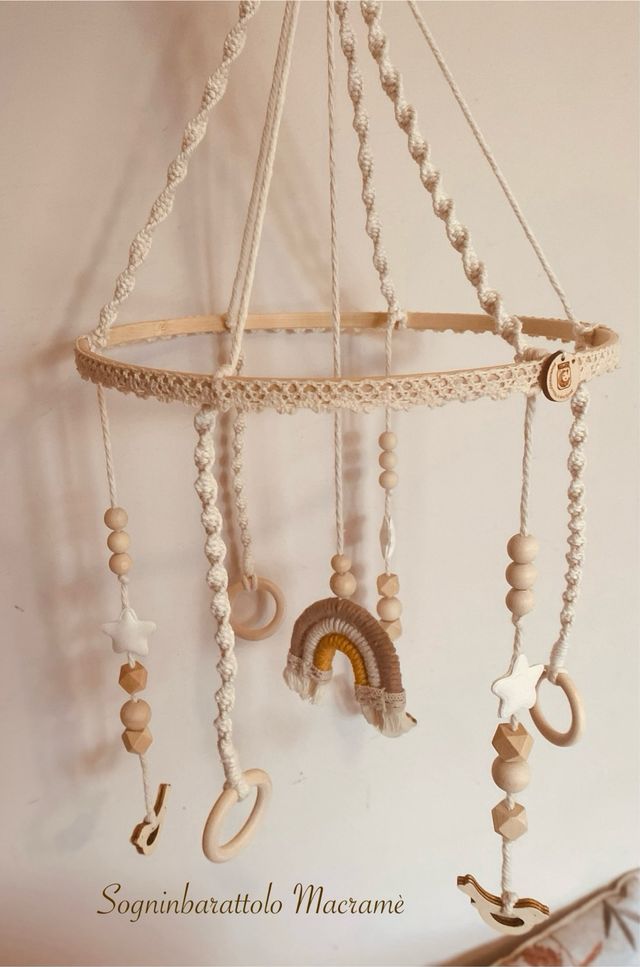 Giostrina macramè