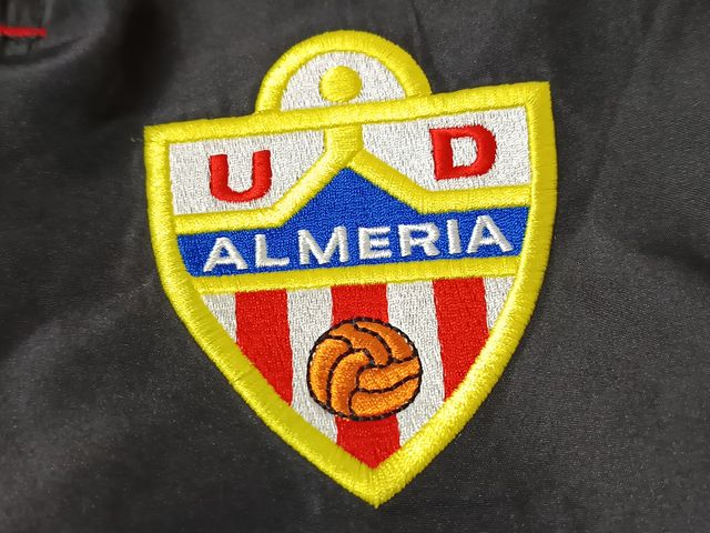 PANTALONES DE CHÁNDAL UD ALMERÍA TALLA XL