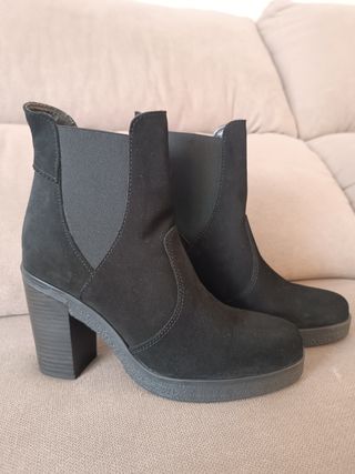 Botines Ante negro tacón t.37 SPIRIT