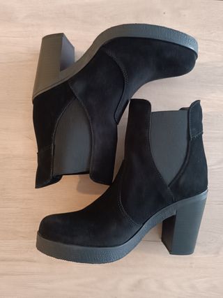 Botines Ante negro tacón t.37 SPIRIT