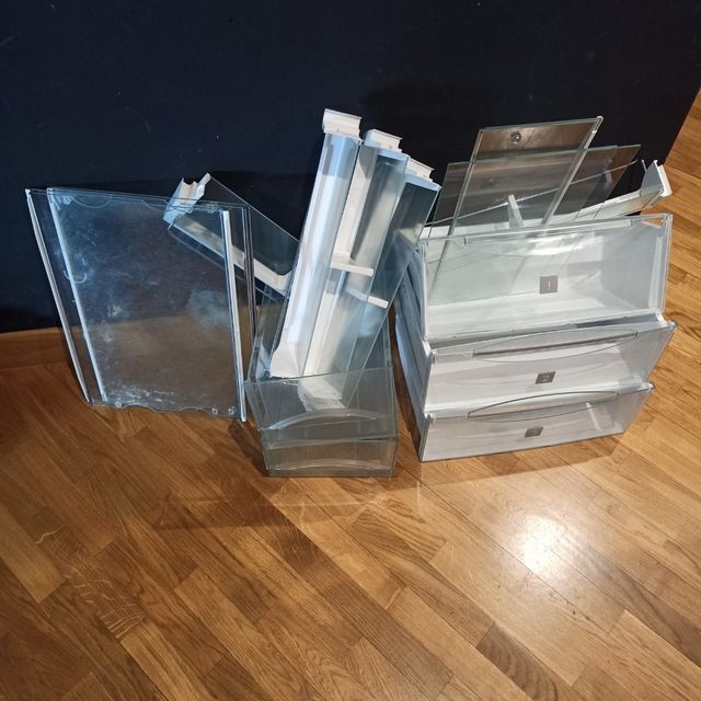 Bandejas y cajones liebherr