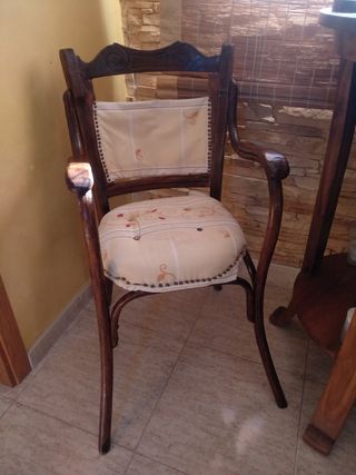 Silla butaca, antigua victoriana