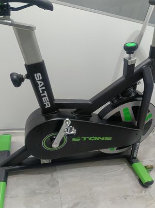 Bicicleta spinning  marca Salter PT-1590, POCO USO