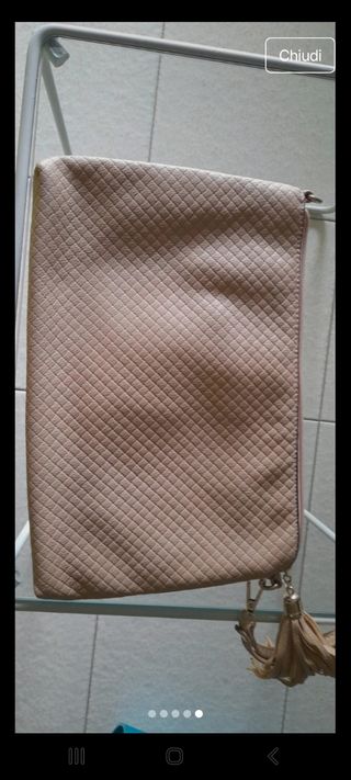 Pochette beige in e ecopelle 