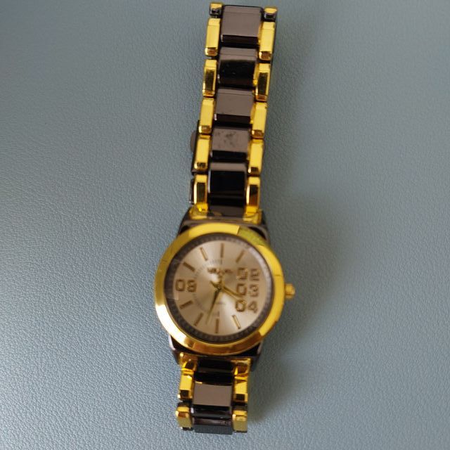 RELOJ DE PULSERA