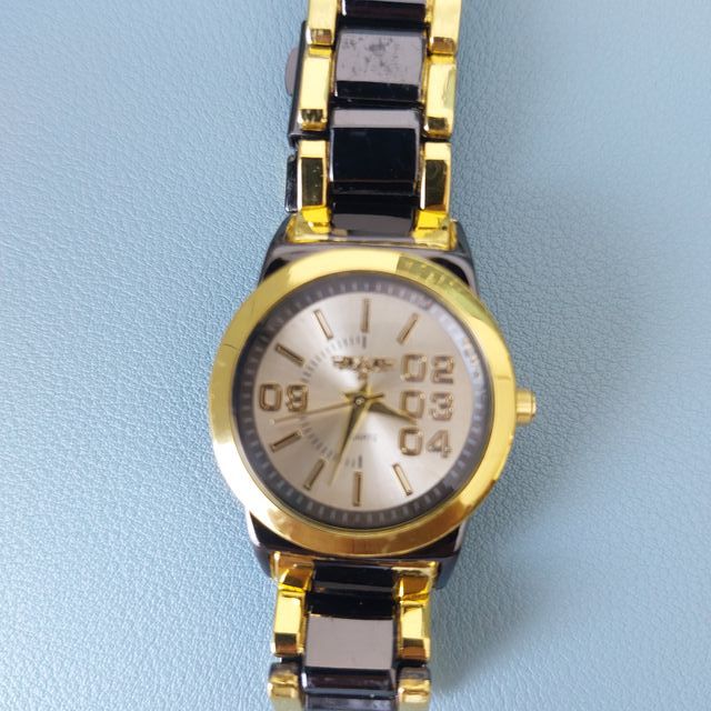 RELOJ DE PULSERA