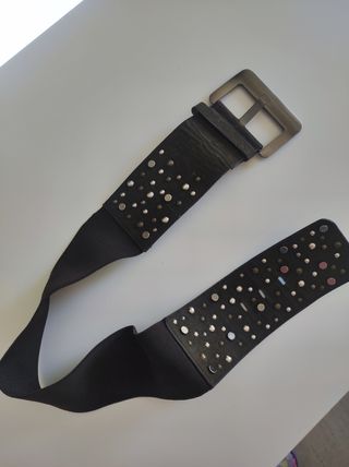 Cinturón ancho ajustable