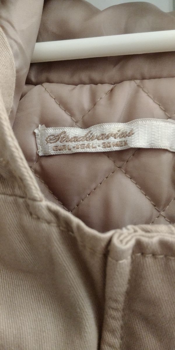 Chaqueta tipo trenca de mujer